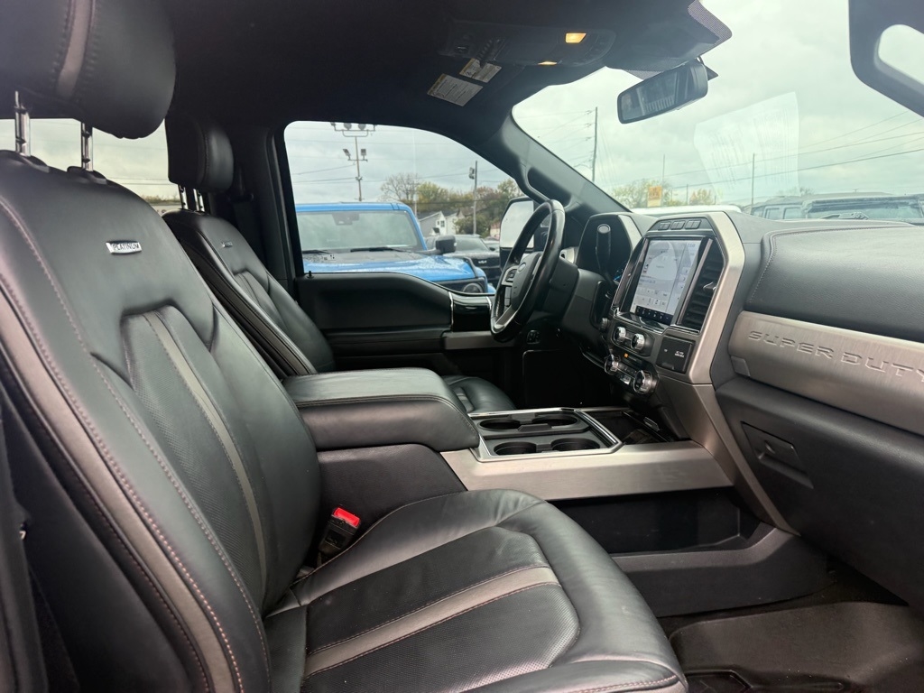 Ford F-350 SD Lariat Crew Cab Long Bed 4WD 2022 Ford F-350 SD Lariat Crew Cab Long Bed 4WD 2022