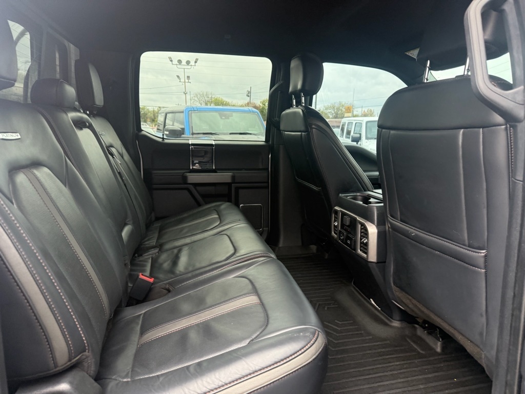 Ford F-350 SD Lariat Crew Cab Long Bed 4WD 2022 Ford F-350 SD Lariat Crew Cab Long Bed 4WD 2022