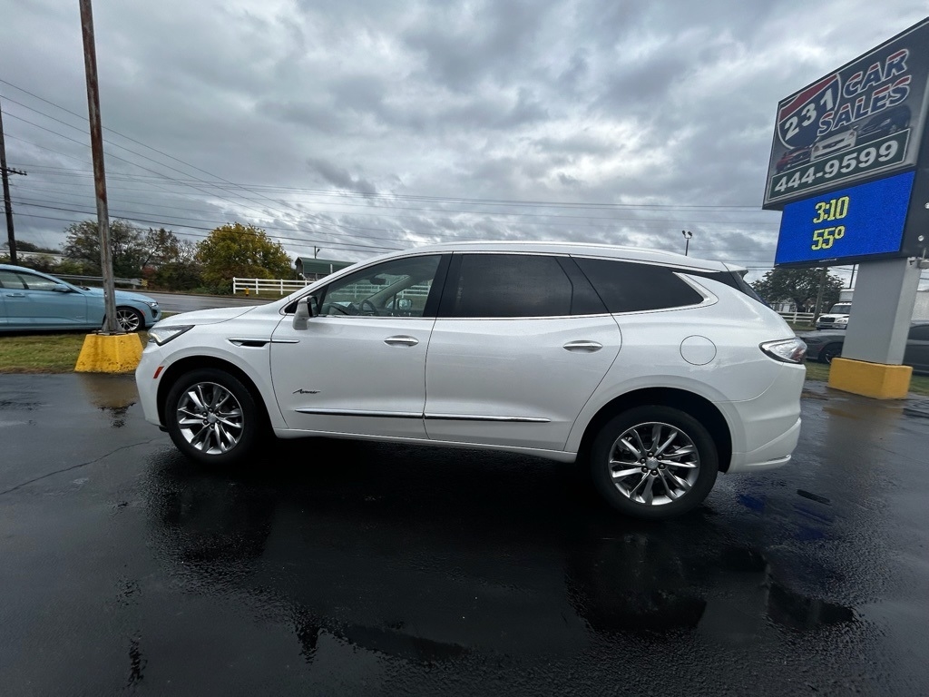 Buick Enclave Avenir FWD 2022 Buick Enclave Avenir FWD 2022