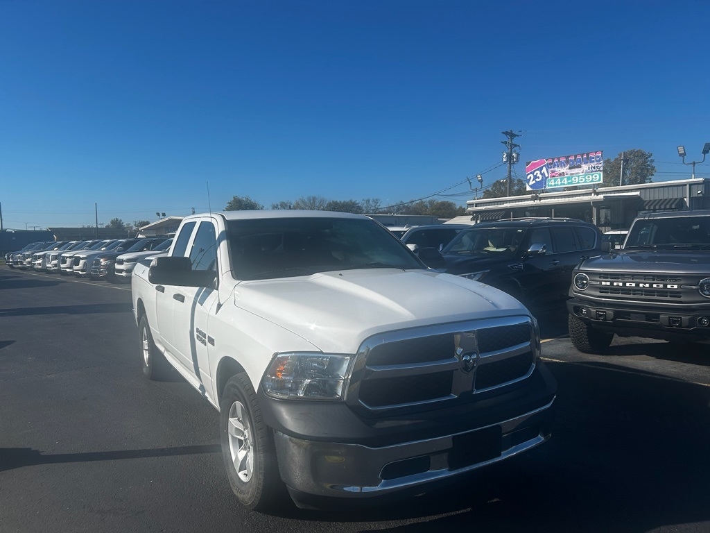 RAM 1500 Tradesman Quad Cab 2WD 2018 RAM 1500 Tradesman Quad Cab 2WD 2018
