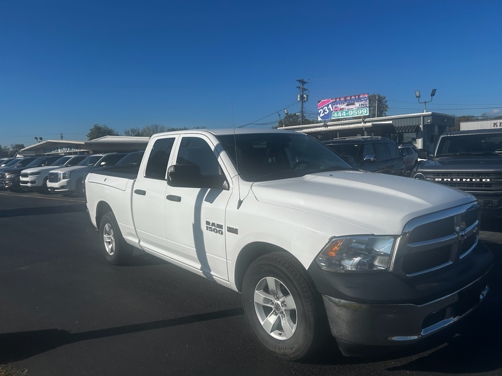 RAM 1500 Tradesman Quad Cab 2WD 2018 RAM 1500 Tradesman Quad Cab 2WD 2018