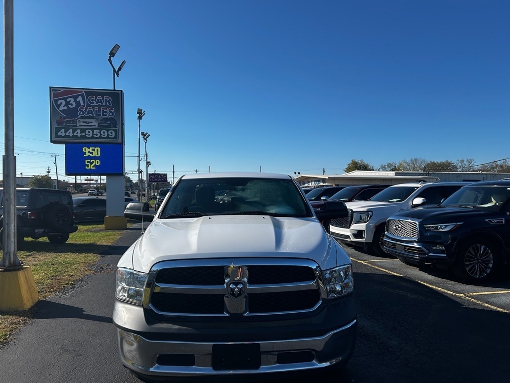 RAM 1500 Tradesman Quad Cab 2WD 2018 RAM 1500 Tradesman Quad Cab 2WD 2018
