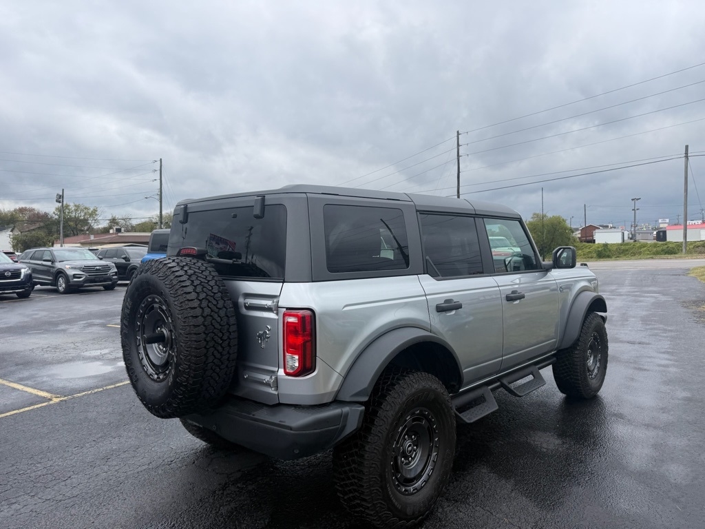 Ford Bronco Black Diamond 4-Door 2024 Ford Bronco Black Diamond 4-Door 2024