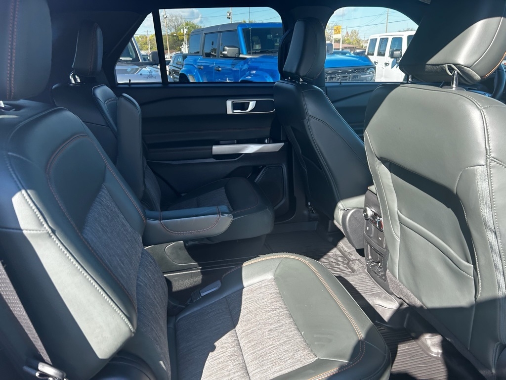 Ford Explorer Timberline AWD 2023 Ford Explorer Timberline AWD 2023