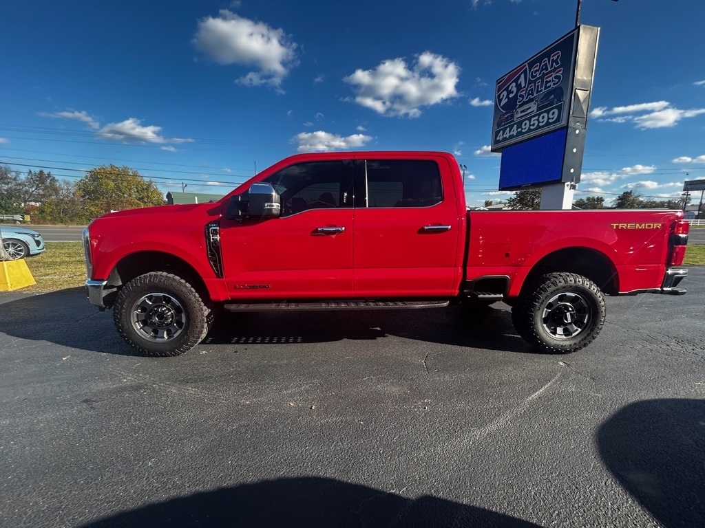 Ford F-250 SD Lariat Crew Cab 4WD 2023 Ford F-250 SD Lariat Crew Cab 4WD 2023