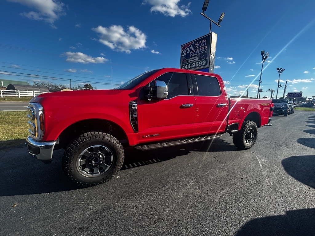 Ford F-250 SD Lariat Crew Cab 4WD 2023 Ford F-250 SD Lariat Crew Cab 4WD 2023