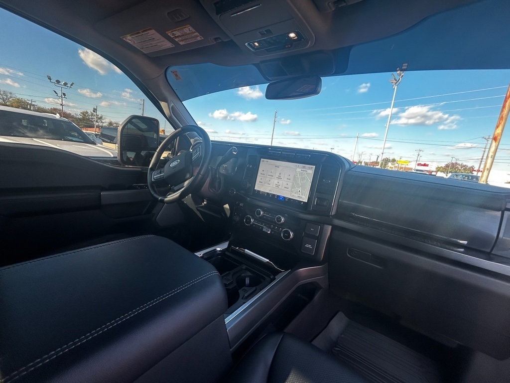 Ford F-250 SD Lariat Crew Cab 4WD 2023 Ford F-250 SD Lariat Crew Cab 4WD 2023