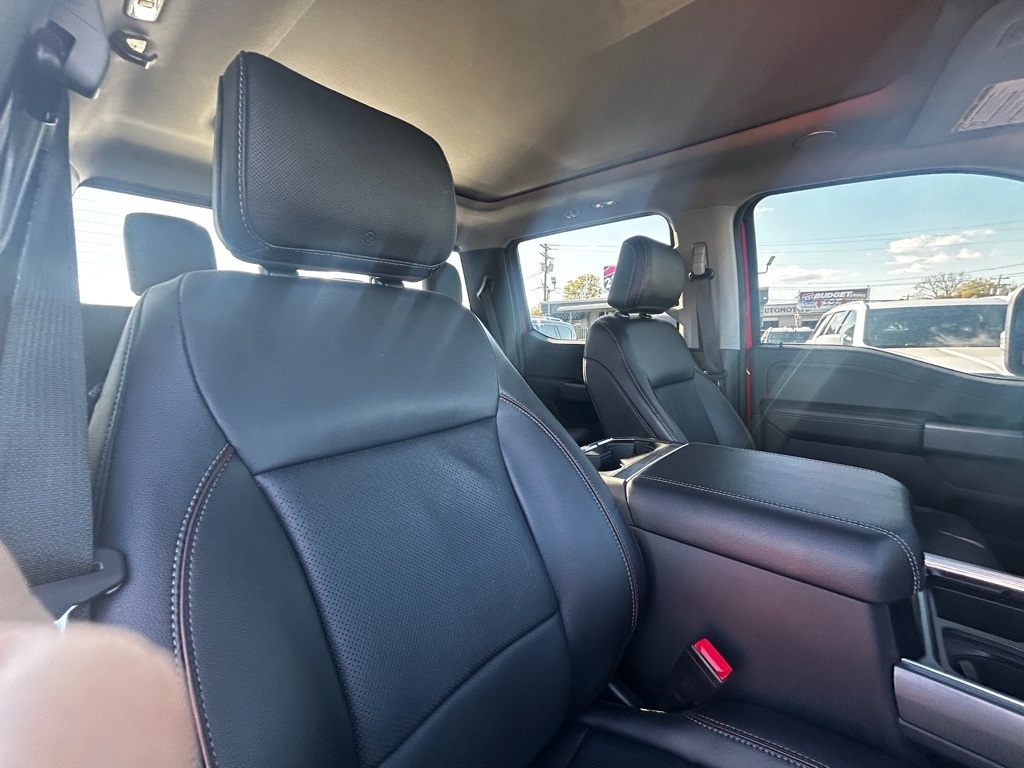 Ford F-250 SD Lariat Crew Cab 4WD 2023 Ford F-250 SD Lariat Crew Cab 4WD 2023