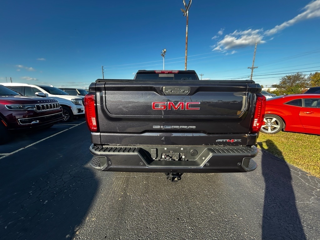 GMC Sierra 1500 AT4X Crew Cab 4WD 2022 GMC Sierra 1500 AT4X Crew Cab 4WD 2022