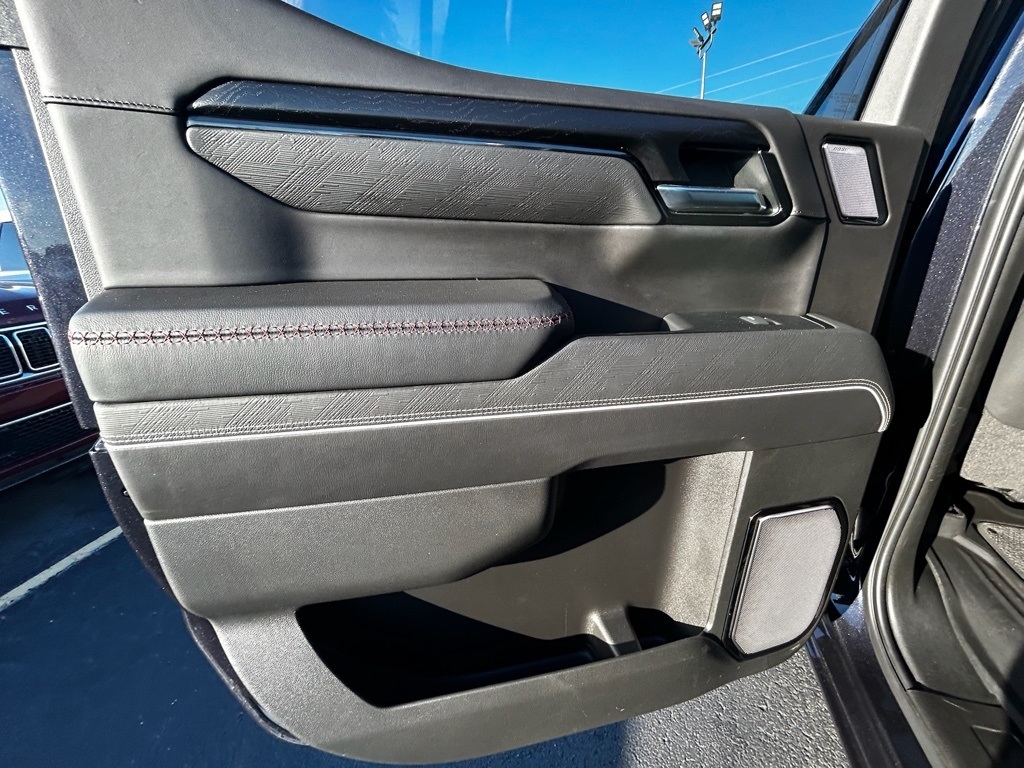 GMC Sierra 1500 AT4X Crew Cab 4WD 2022 GMC Sierra 1500 AT4X Crew Cab 4WD 2022