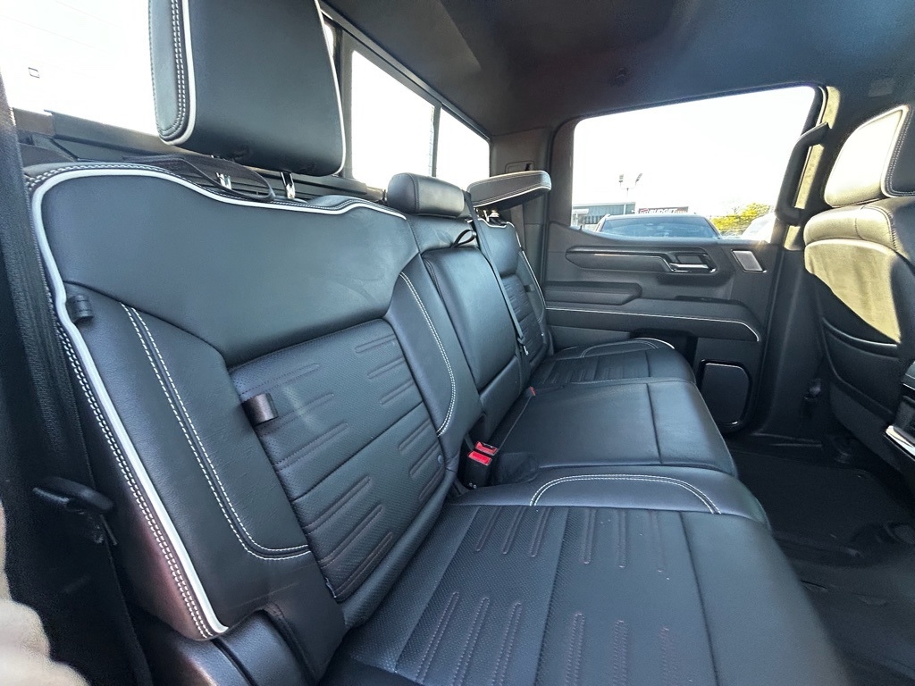 GMC Sierra 1500 AT4X Crew Cab 4WD 2022 GMC Sierra 1500 AT4X Crew Cab 4WD 2022