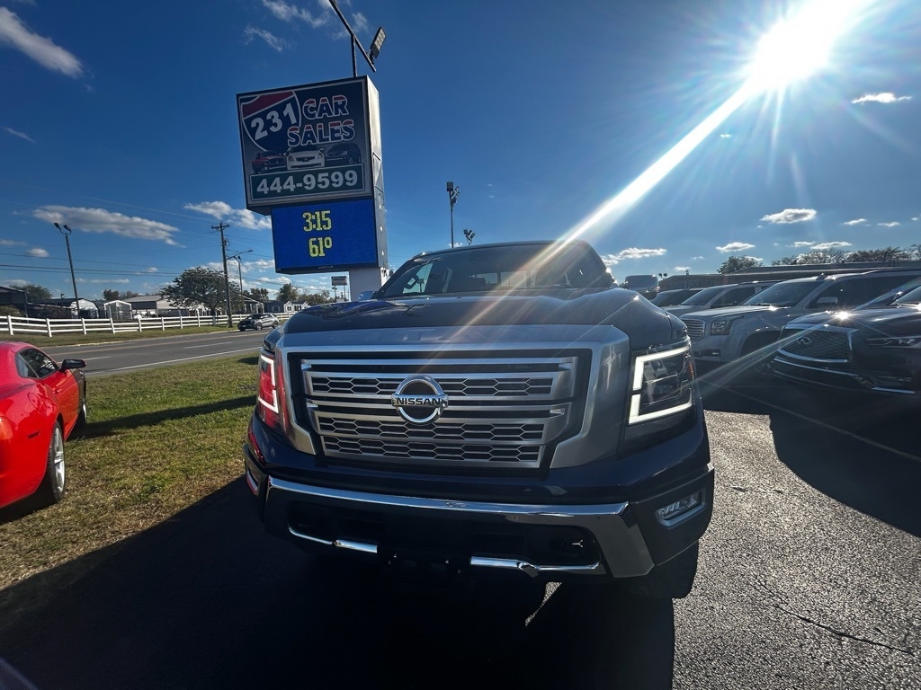 Nissan Titan Platinum Reserve Crew Cab 4WD 2022 Nissan Titan Platinum Reserve Crew Cab 4WD 2022