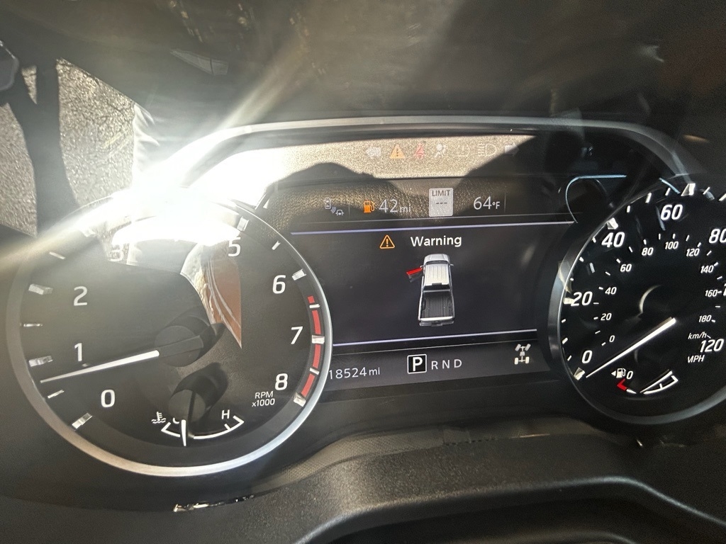 Nissan Titan Platinum Reserve Crew Cab 4WD 2022 Nissan Titan Platinum Reserve Crew Cab 4WD 2022