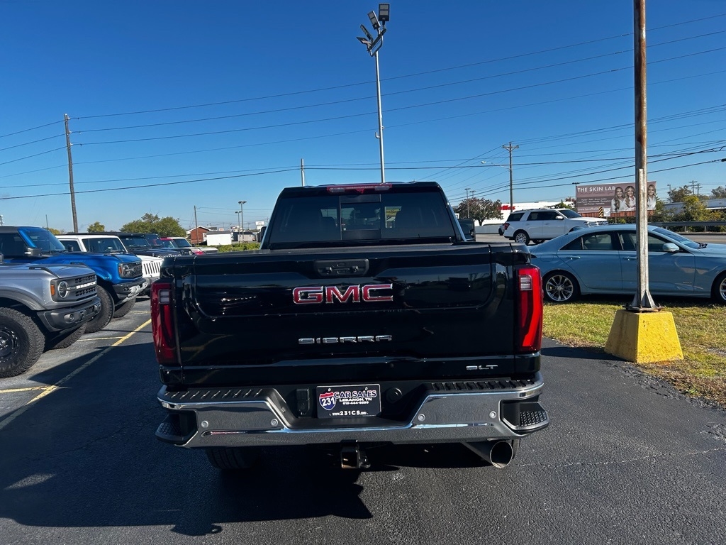 GMC Sierra 2500HD SLT Crew Cab 2WD 2024 GMC Sierra 2500HD SLT Crew Cab 2WD 2024