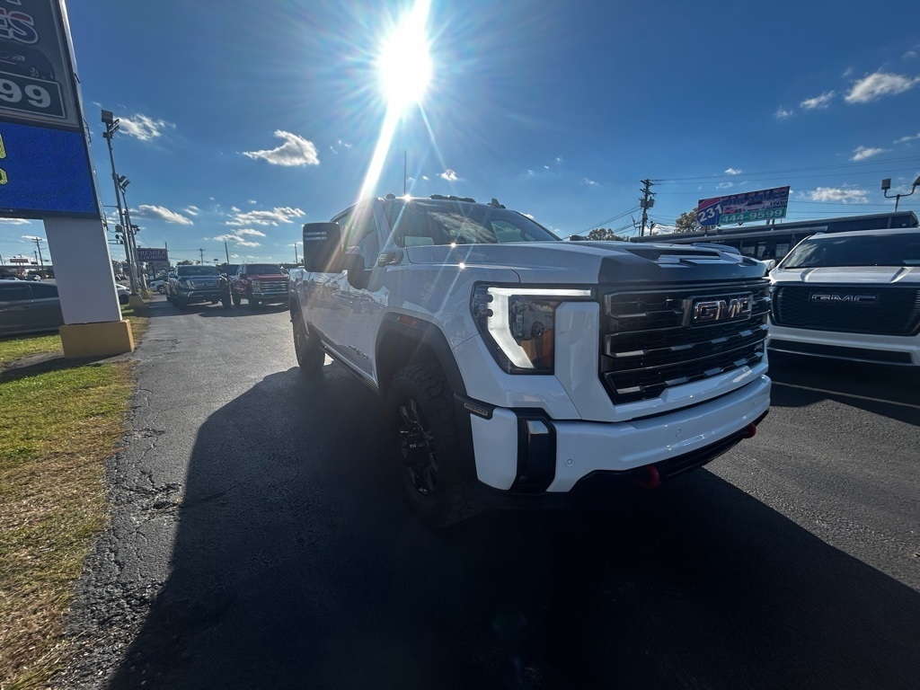 2024 GMC Sierra 2500HD AT4 Crew Cab 4WD