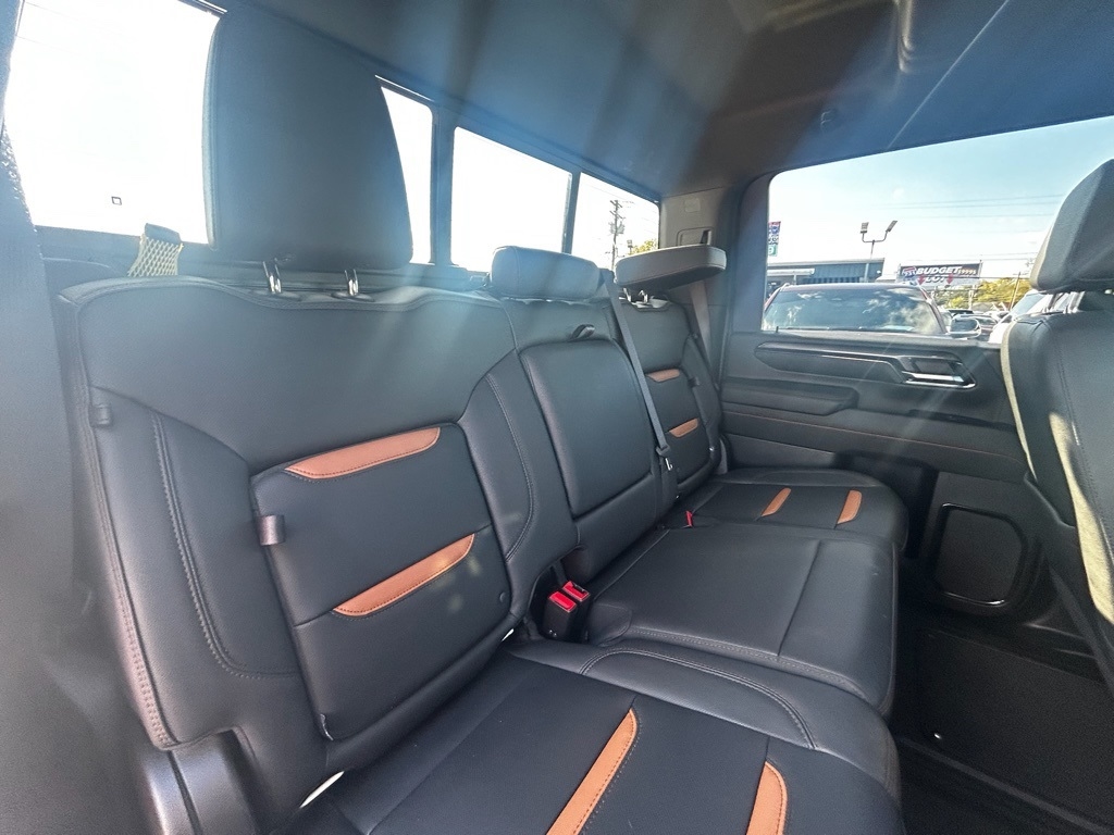 GMC Sierra 2500HD AT4 Crew Cab 4WD 2024 GMC Sierra 2500HD AT4 Crew Cab 4WD 2024