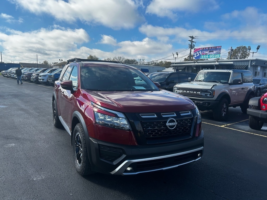 2025 Nissan Pathfinder SV 4WD
