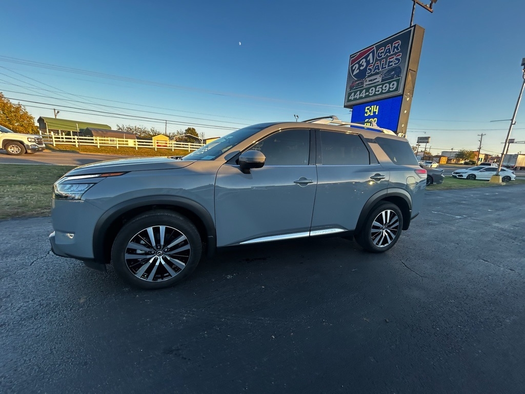Nissan Pathfinder Platinum 4WD 2024 Nissan Pathfinder Platinum 4WD 2024