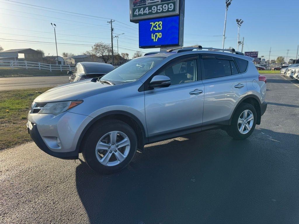 Toyota RAV4 XLE AWD 2013