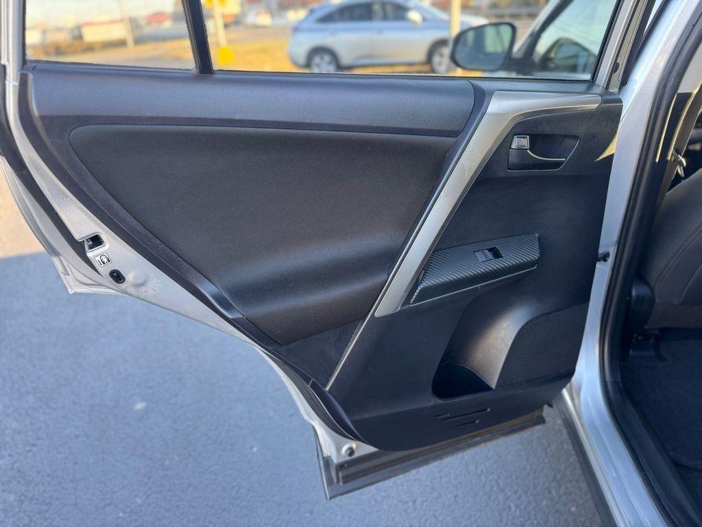 Toyota RAV4 XLE AWD 2013