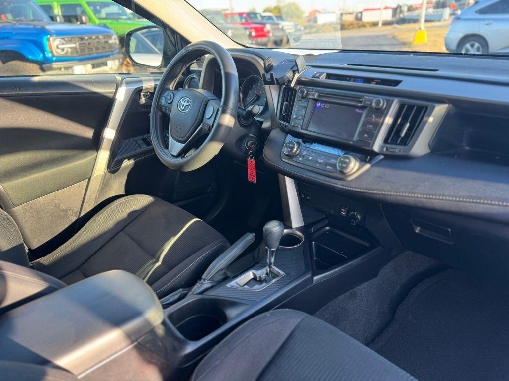 Toyota RAV4 XLE AWD 2013