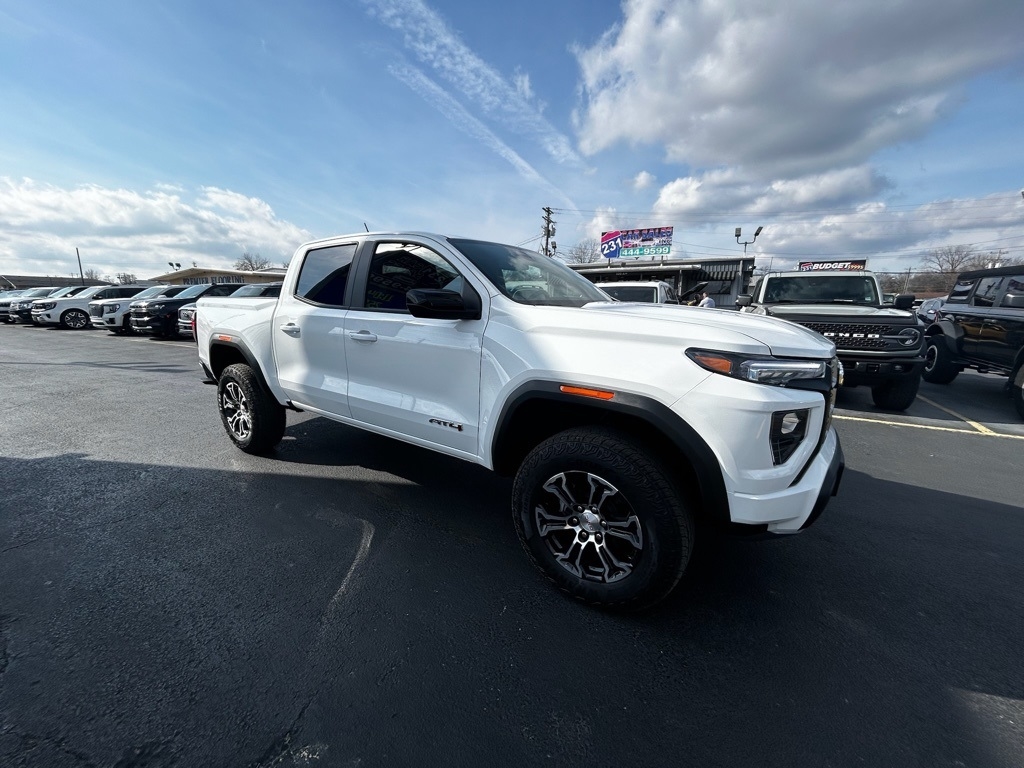 2025 GMC Canyon AT4 Crew Cab 4WD