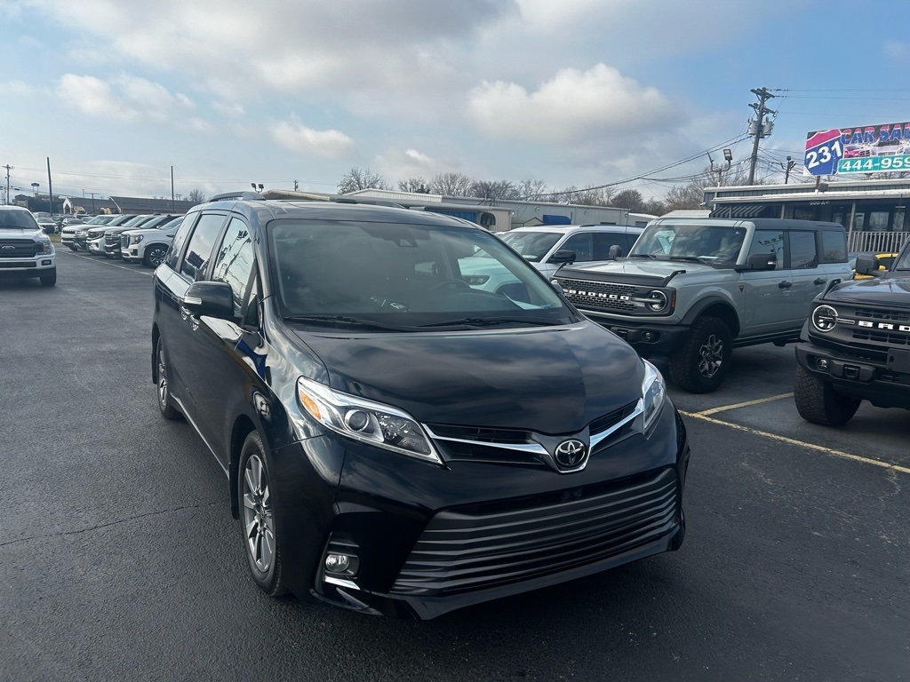 2020 Toyota Sienna Limited Premium 7-Passenger