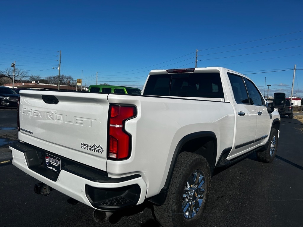 2024 Chevrolet Silverado 3500HD High Country photo 2