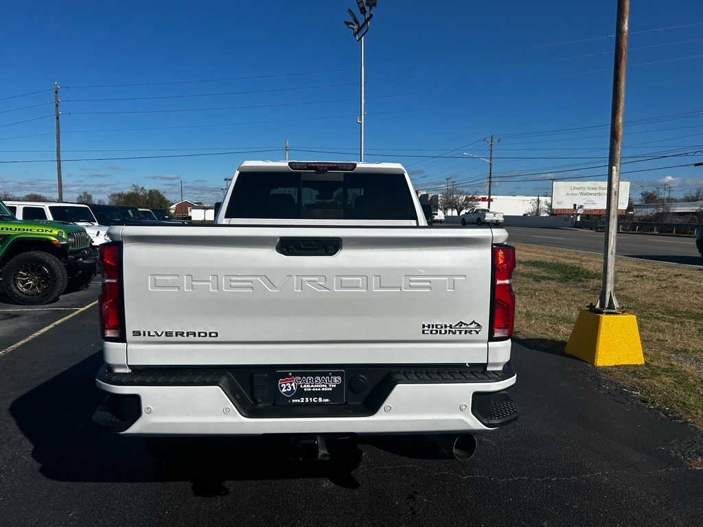 2024 Chevrolet Silverado 3500HD High Country photo 3