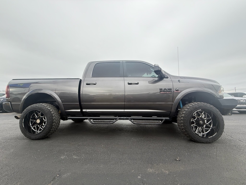 RAM 2500 Laramie Crew Cab SWB 4WD 2017
