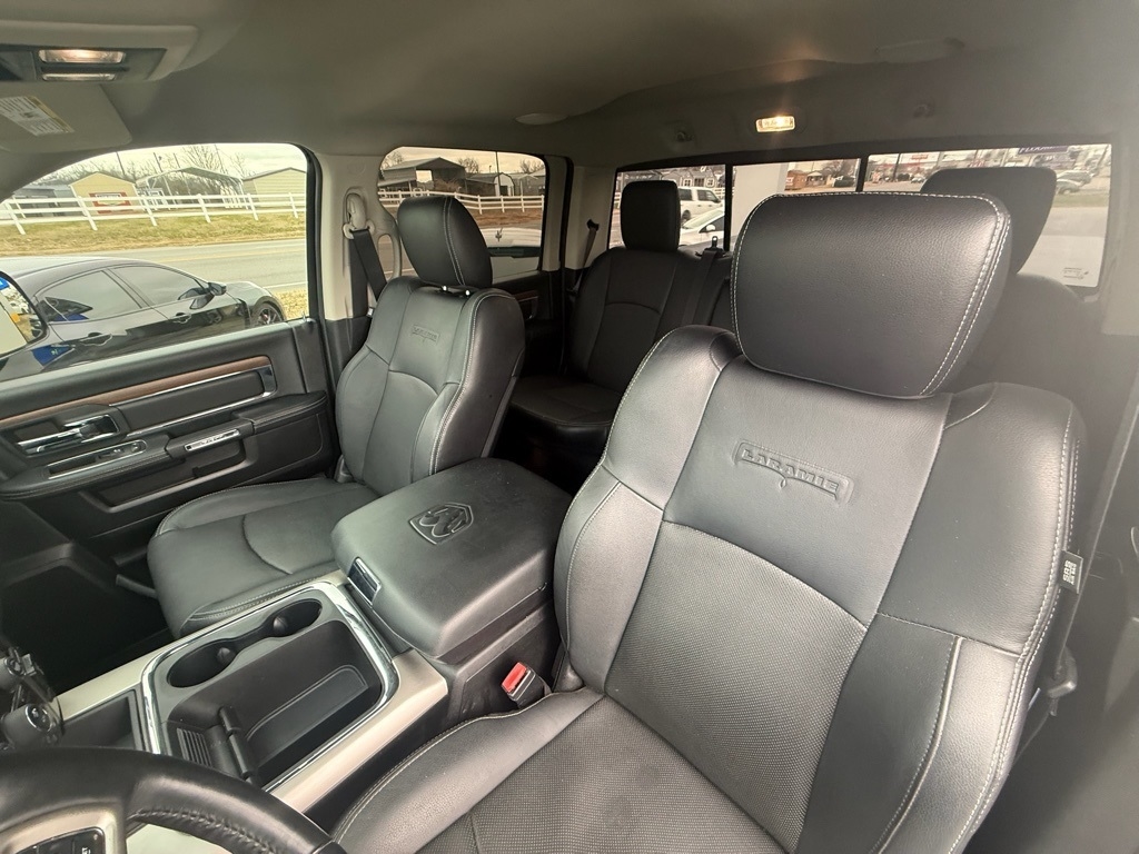 RAM 2500 Laramie Crew Cab SWB 4WD 2017