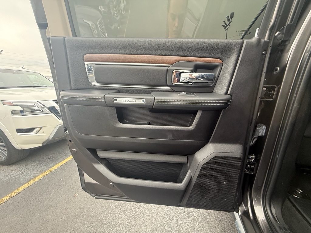 RAM 2500 Laramie Crew Cab SWB 4WD 2017