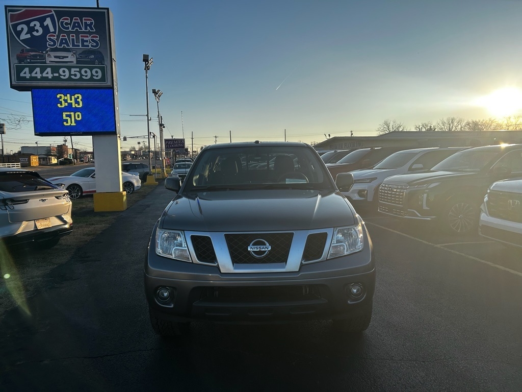 Nissan Frontier S Crew Cab 5AT 2WD 2017