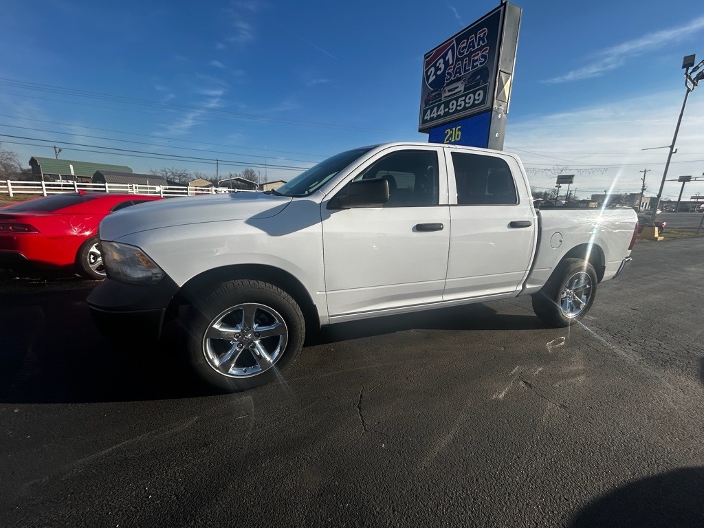 RAM 1500 Tradesman Crew Cab SWB 4WD 2013