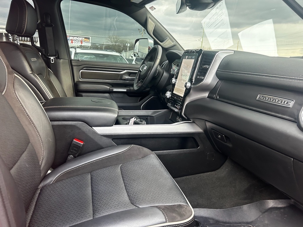 RAM 1500 Laramie Crew Cab 4WD 2023