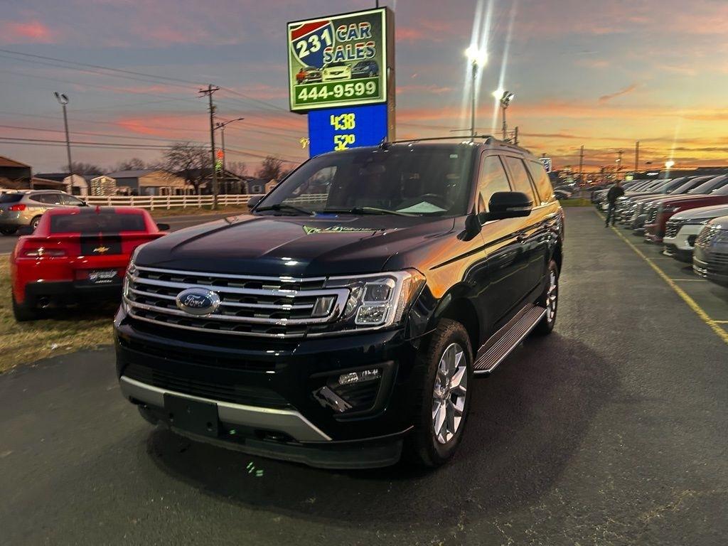 Ford Expedition XLT 4WD 2021