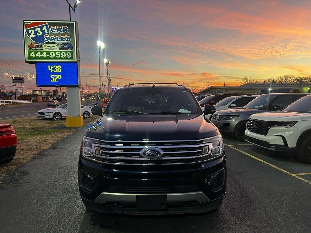 Ford Expedition XLT 4WD 2021