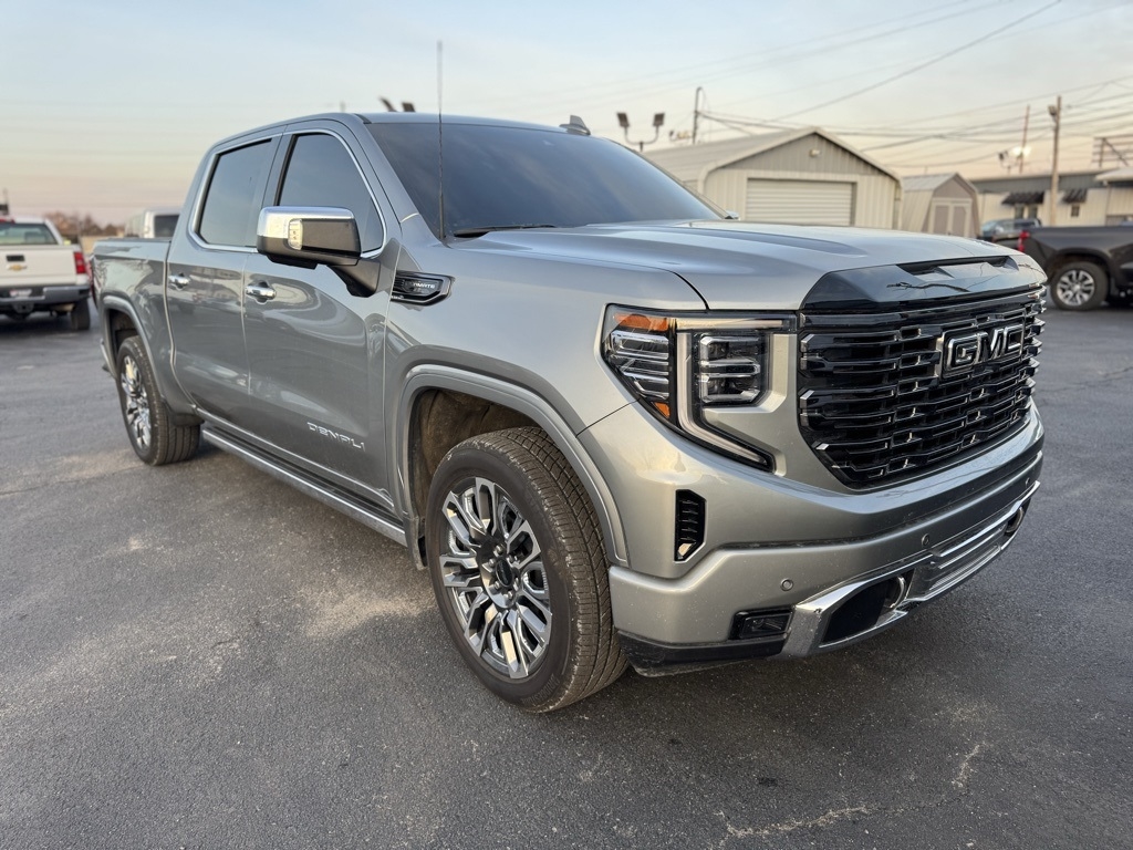 GMC Sierra 1500 Denali Ultimate Crew Cab 4WD 2025
