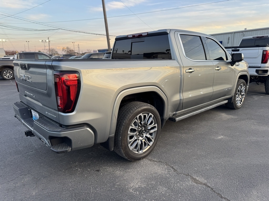 GMC Sierra 1500 Denali Ultimate Crew Cab 4WD 2025