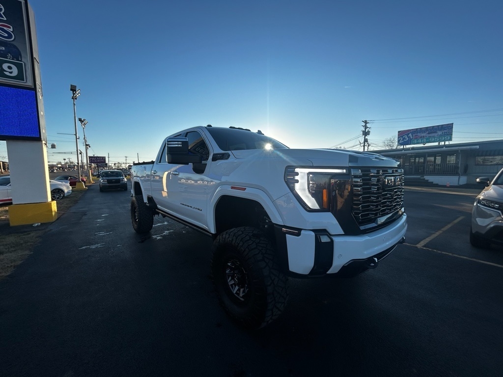2024 GMC Sierra 2500HD Denali Ultimate Crew Cab 4WD