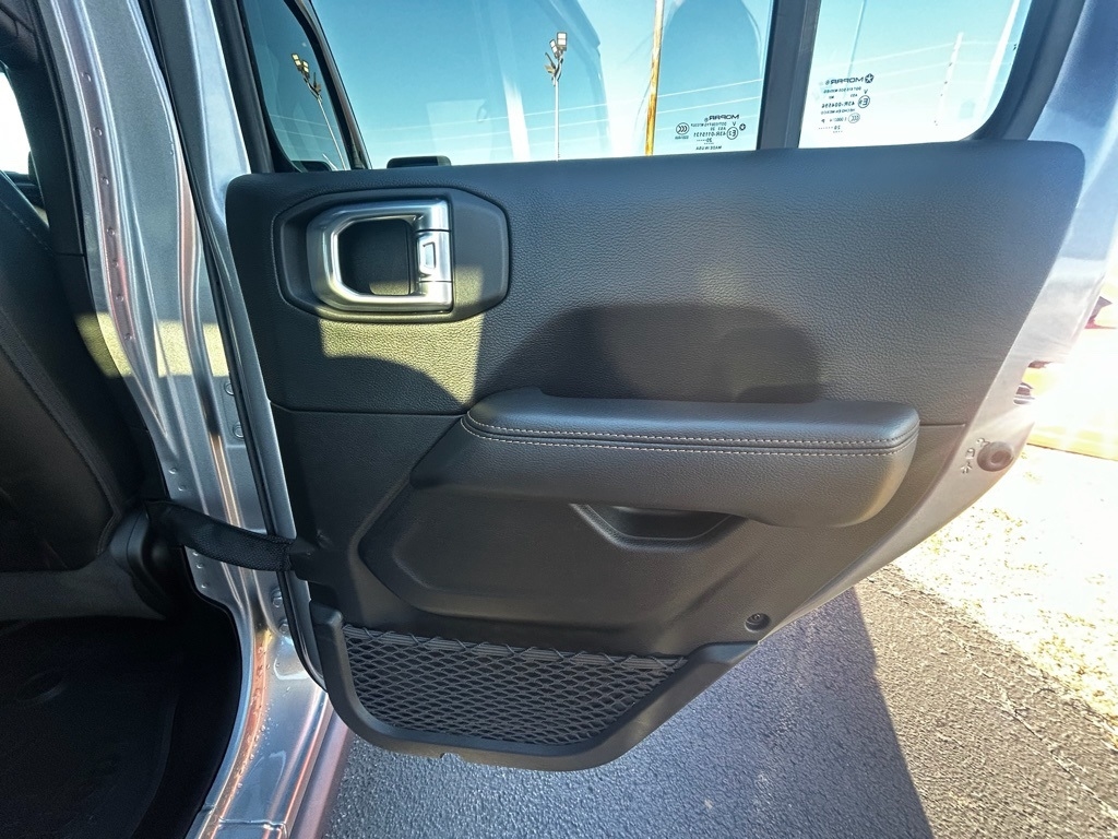 Jeep Wrangler Unlimited Sahara 2020