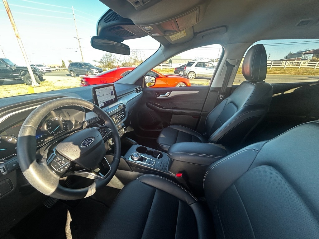 Ford Escape Plug-in Hybrid SEL 2022