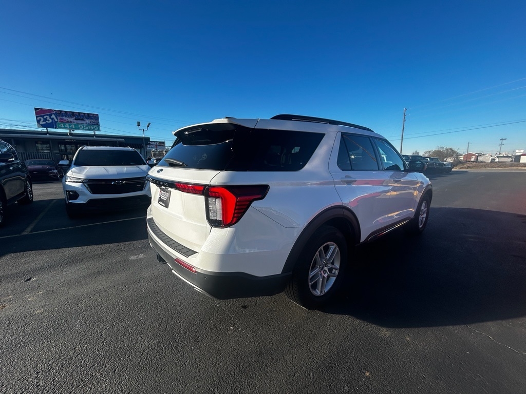 Ford Explorer Active 2025
