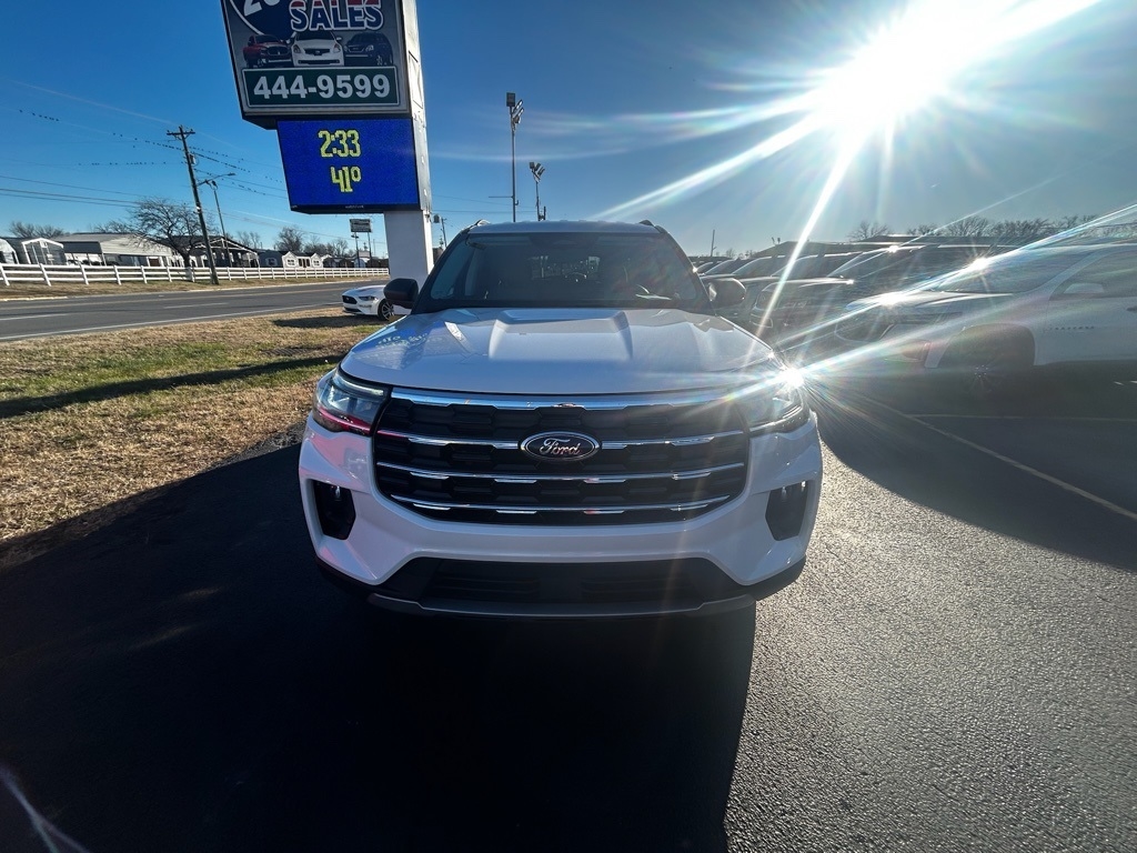 Ford Explorer Active 2025