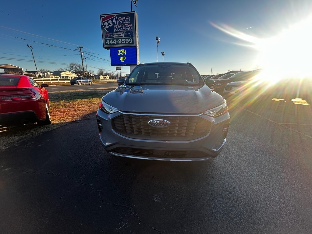 Ford Escape Plug-in Hybrid Base 2024