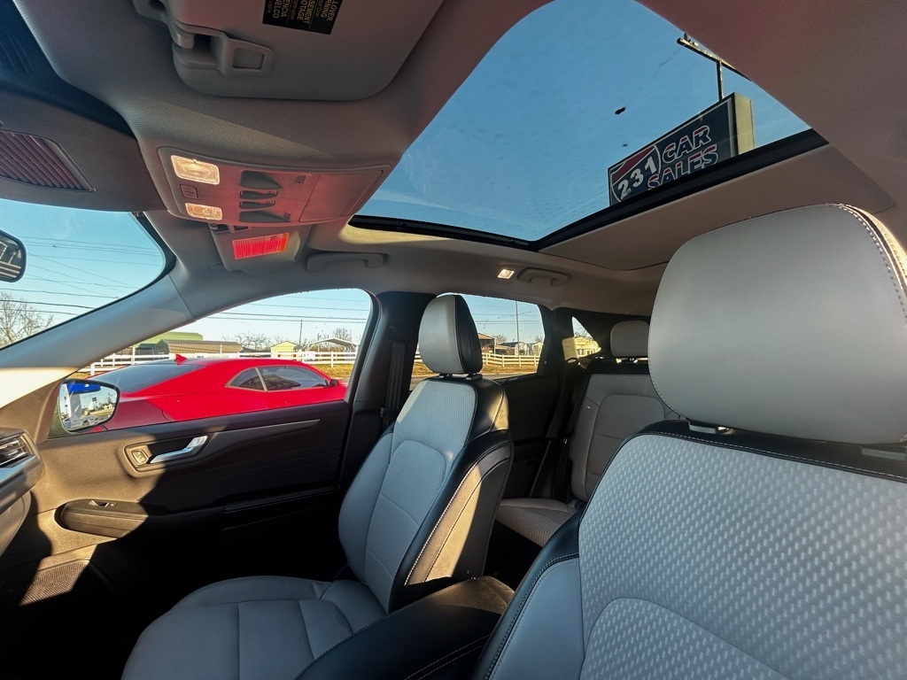 Ford Escape Plug-in Hybrid Base 2024