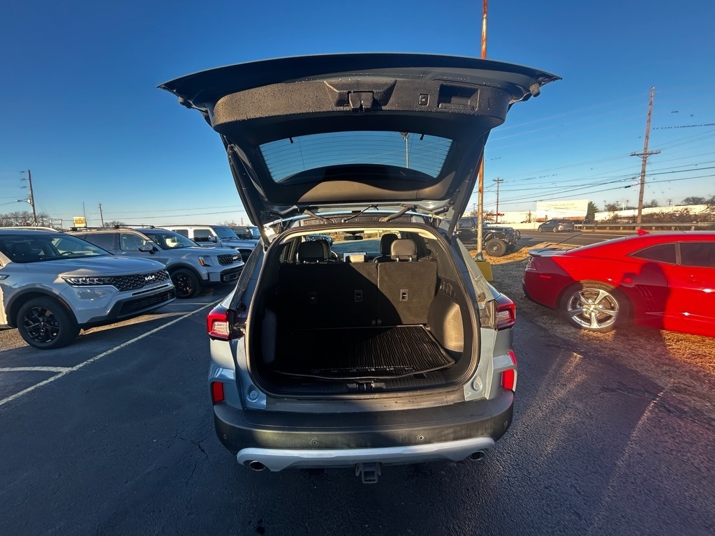 Ford Escape Plug-in Hybrid Base 2024