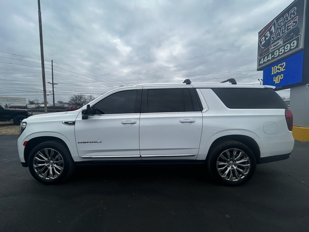 GMC Yukon XL Denali 4WD 2022