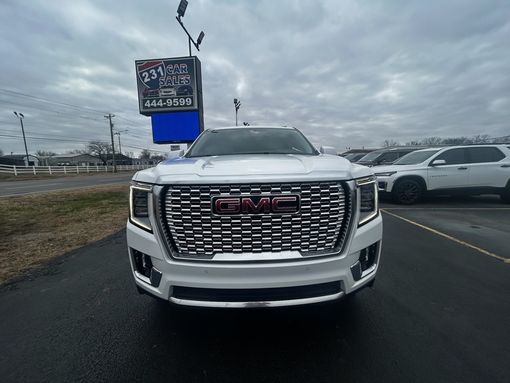 GMC Yukon XL Denali 4WD 2022