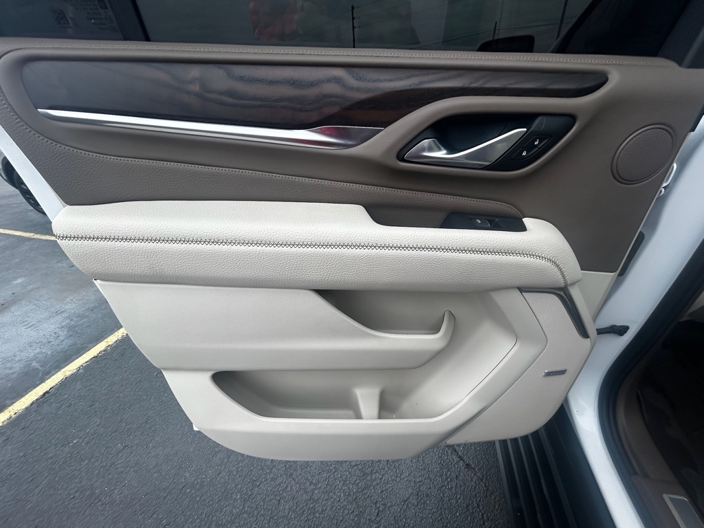 GMC Yukon XL Denali 4WD 2022